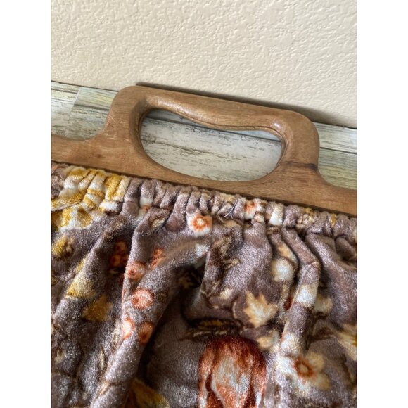 Vintage 70s Boho Floral Carpet Bag Retro Velour Purse 17" w/Wood Handles - Picture 5 of 14